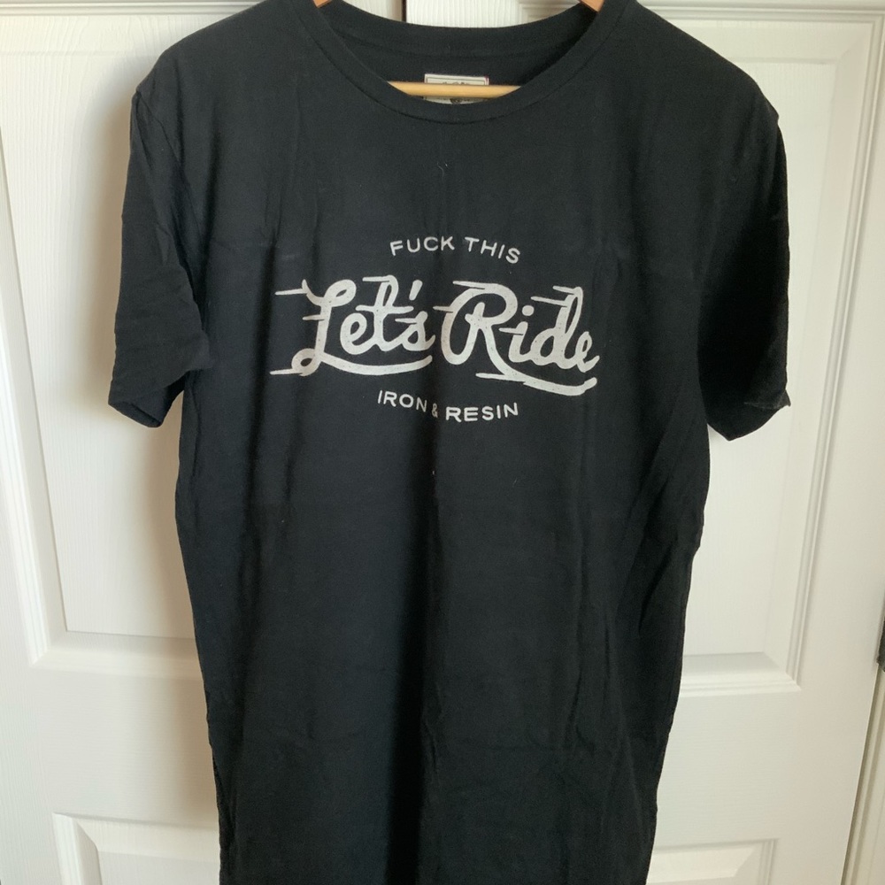 Iron and Resin Black Shirt L